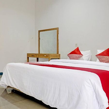Oyo 90483 Homestay Permata Syariah Bangko Экстерьер фото